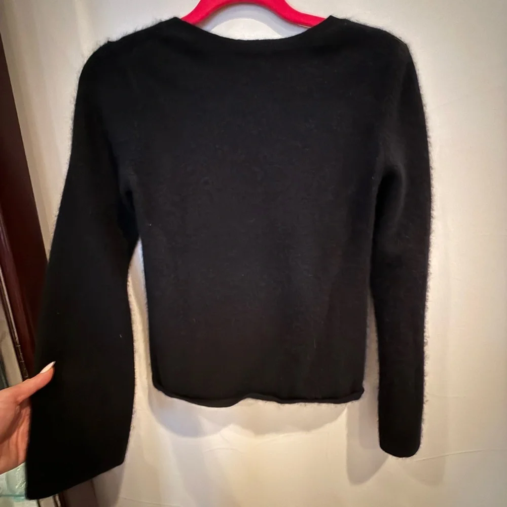 Chelsea & Theodore Black Crew Neck Sweater - Picture 5 of 5